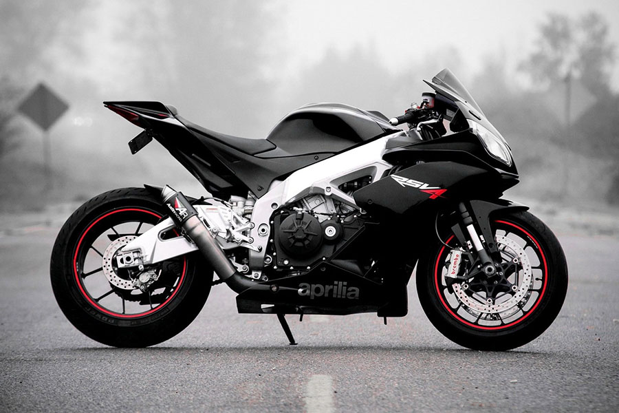 aprilia-rsv4-rf aprilia-rsv4-rf